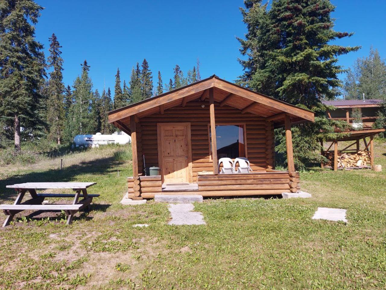 Escott Bay Resort Anahim Lake Экстерьер фото